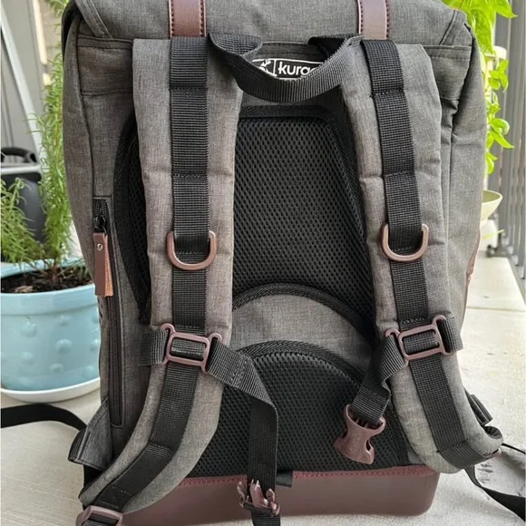 Gray and Brown Pet Carrier Backpack - Picture 8 of 11